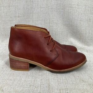 Clarks‎ Originals Boots Womens 8 Mahogany Leather Chukka Block Heel Brown